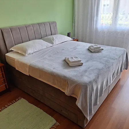 Apartment 3m